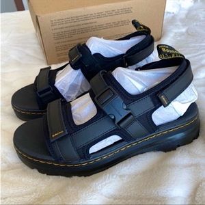 Brand new Dr Martens unisex sandals